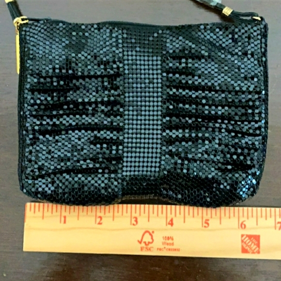 Vintage Whiting and Davis International Black Mesh Handbag - Picture 7 of 9